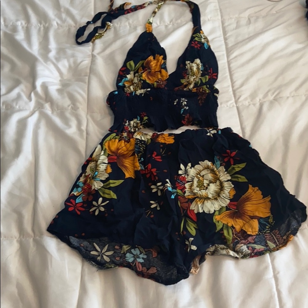 Matching floral print set